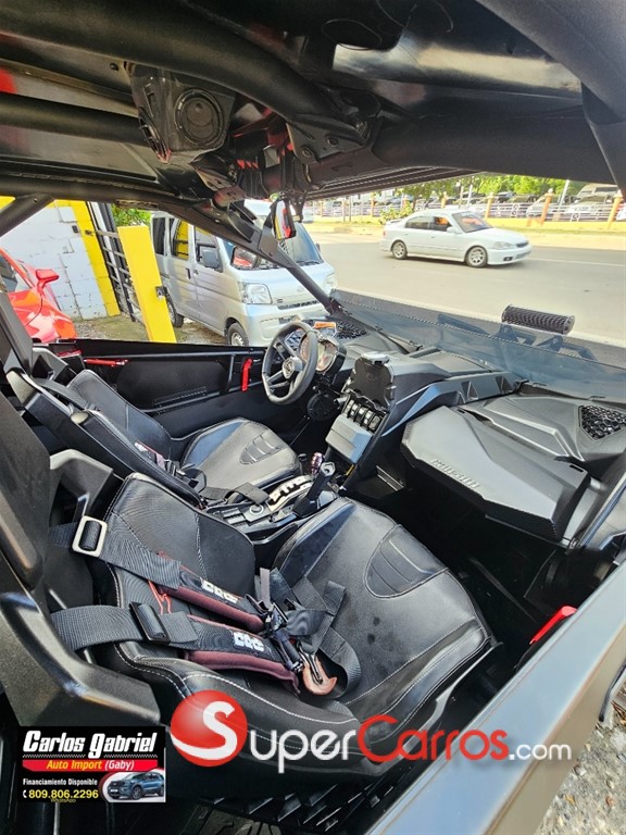 2017 Can Am 1000R — foto 11 / 11