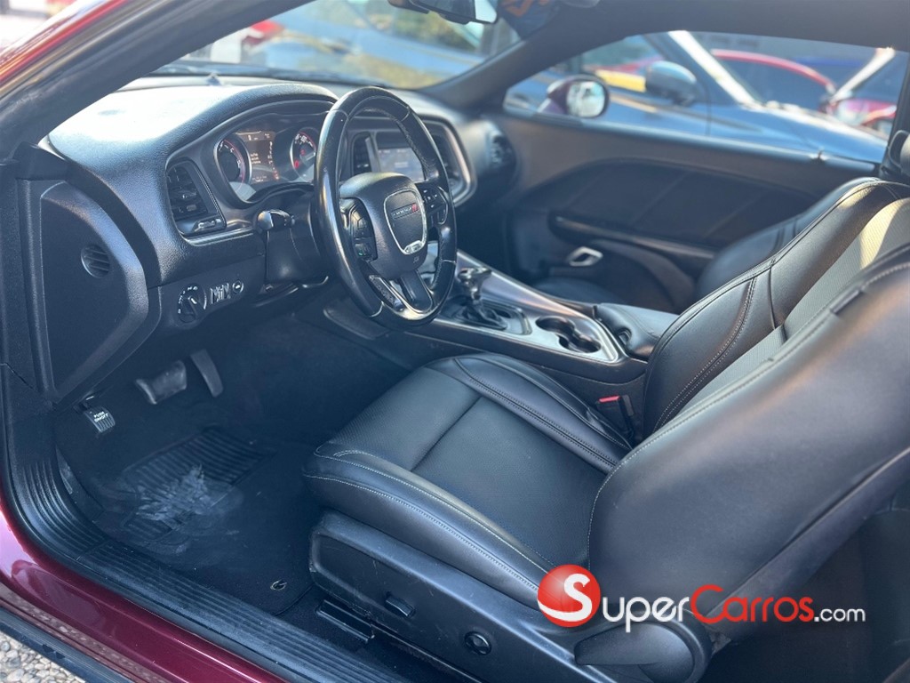 2019 Dodge Challenger SXT — foto 7 / 12