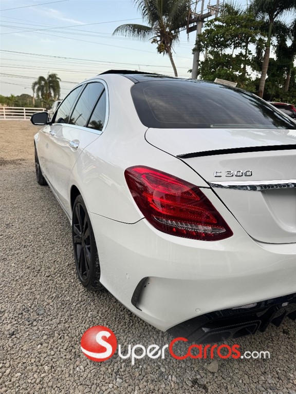 2016 Mercedes-Benz Clase C 300 4 Matic — foto 5 / 12