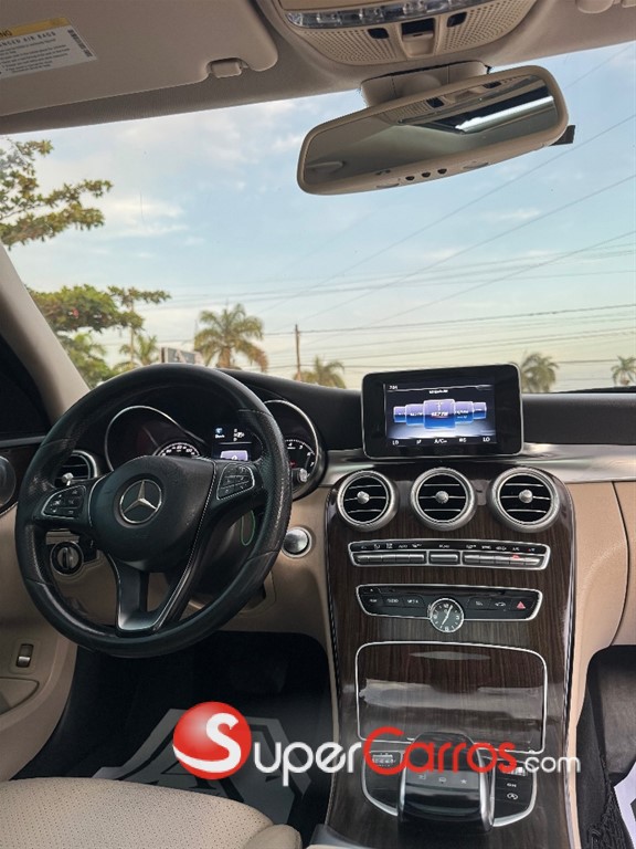 2016 Mercedes-Benz Clase C 300 4 Matic — foto 12 / 12