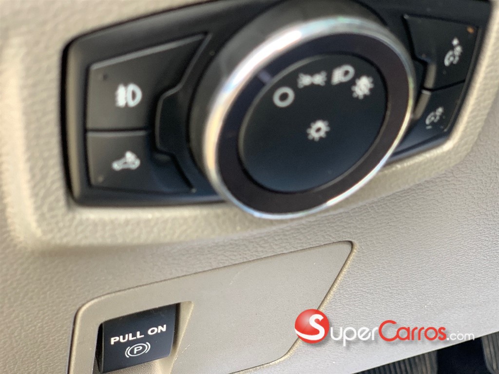 2018 Ford F 150 STX — foto 4 / 10