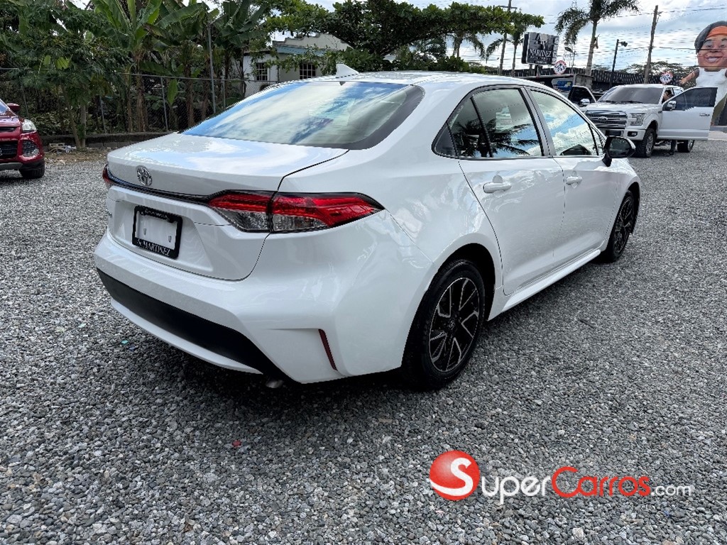 2021 Toyota Corolla LE — foto 6 / 10