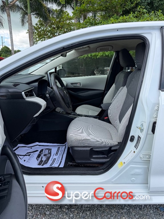 2021 Toyota Corolla LE — foto 7 / 10