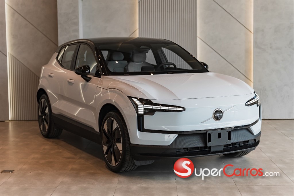 2025 Volvo EX30 ULTRA