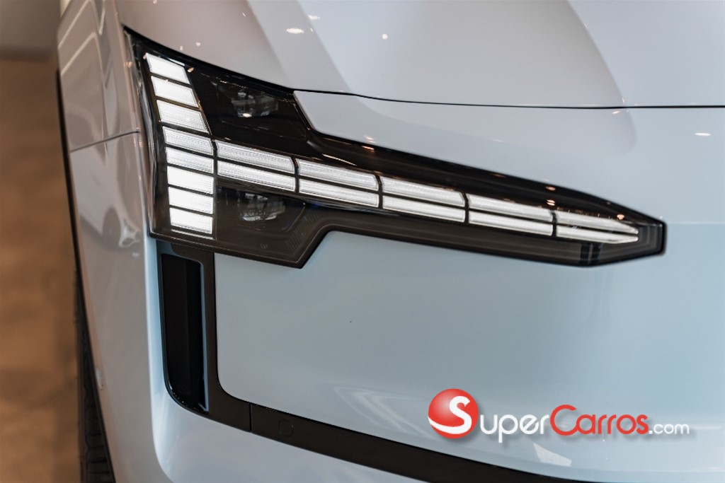2025 Volvo EX30 ULTRA — foto 3 / 11