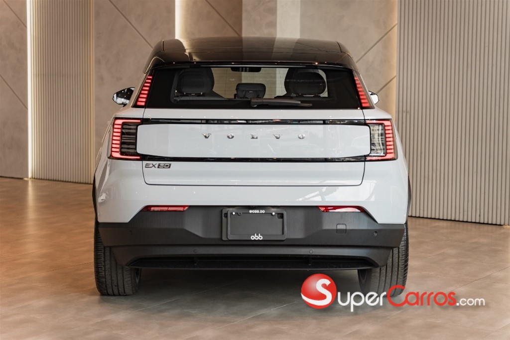 2025 Volvo EX30 ULTRA — foto 5 / 11