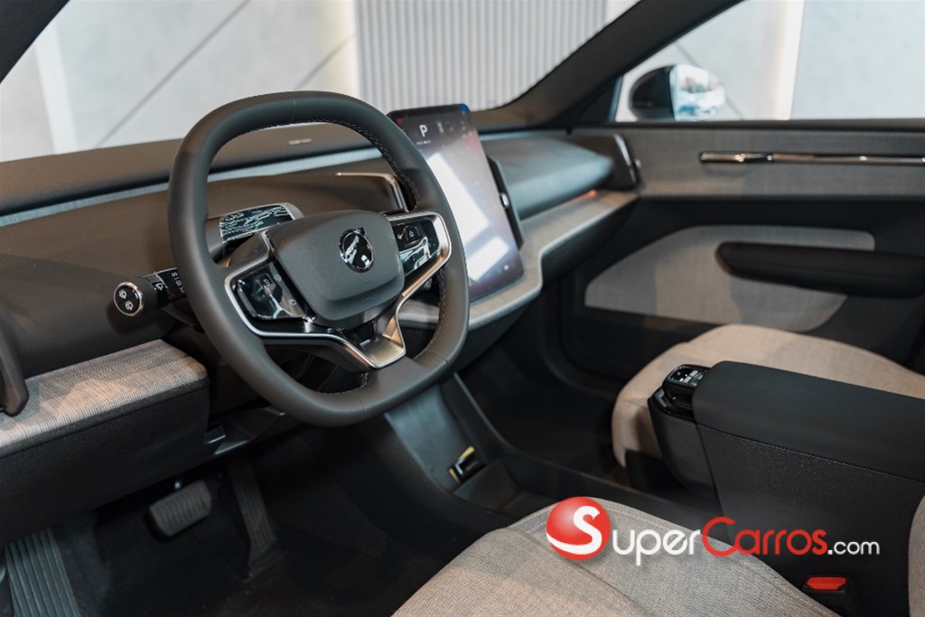 2025 Volvo EX30 ULTRA — foto 7 / 11