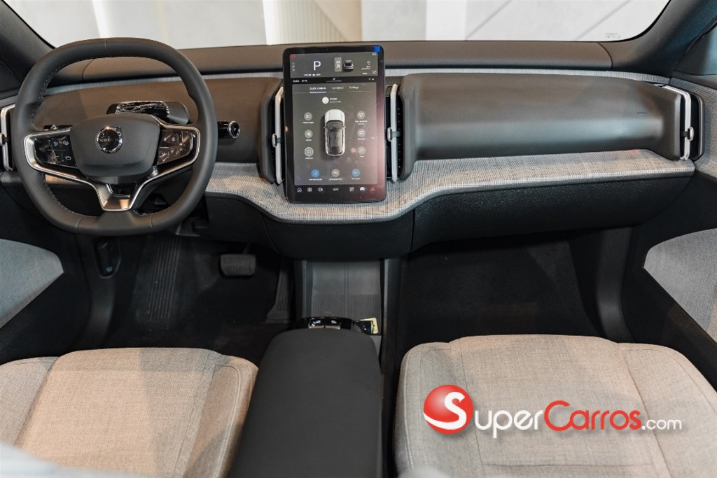 2025 Volvo EX30 ULTRA — foto 10 / 11