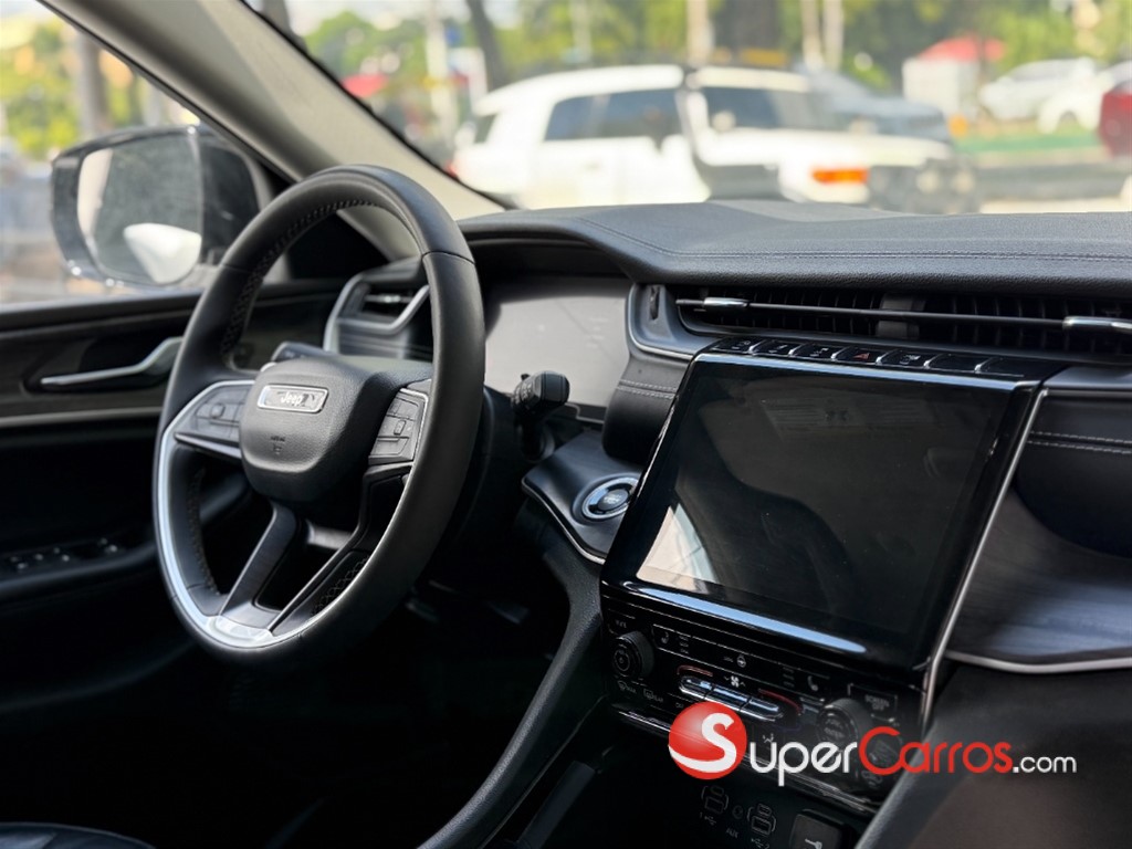 2023 Jeep Grand Cherokee Limited 4x4 — foto 3 / 10