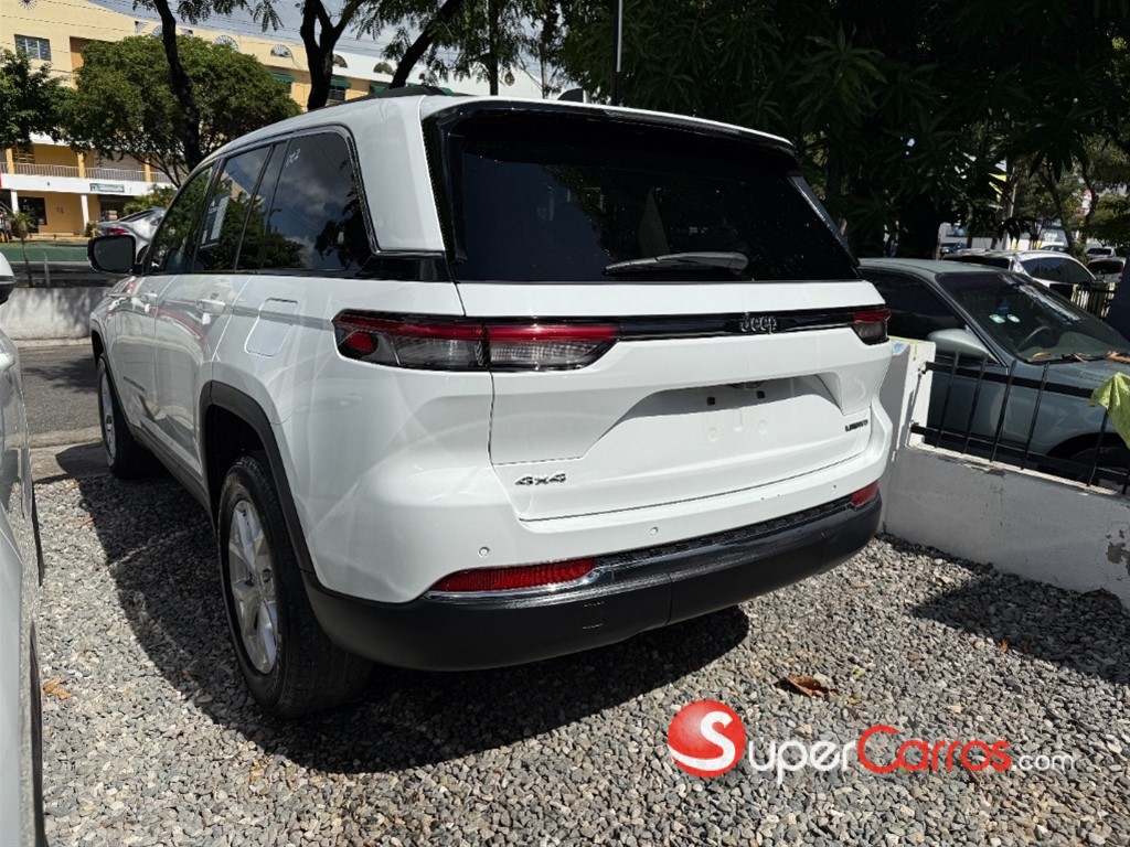 2023 Jeep Grand Cherokee Limited 4x4 — foto 5 / 10