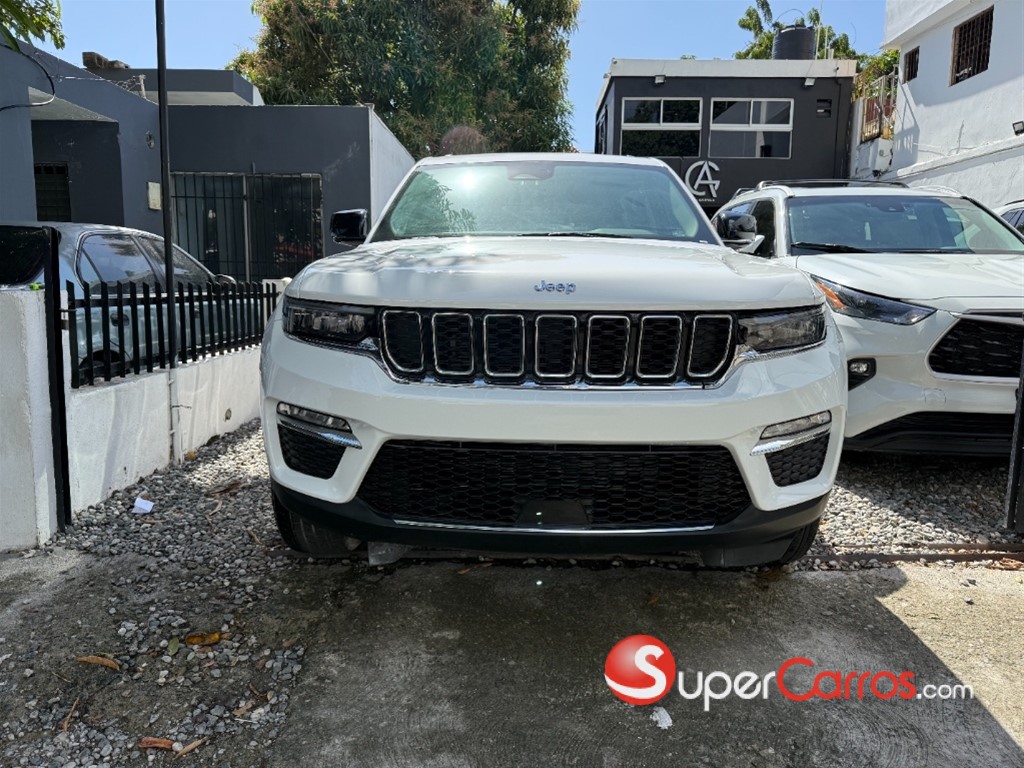 2023 Jeep Grand Cherokee Limited 4x4 — foto 9 / 10