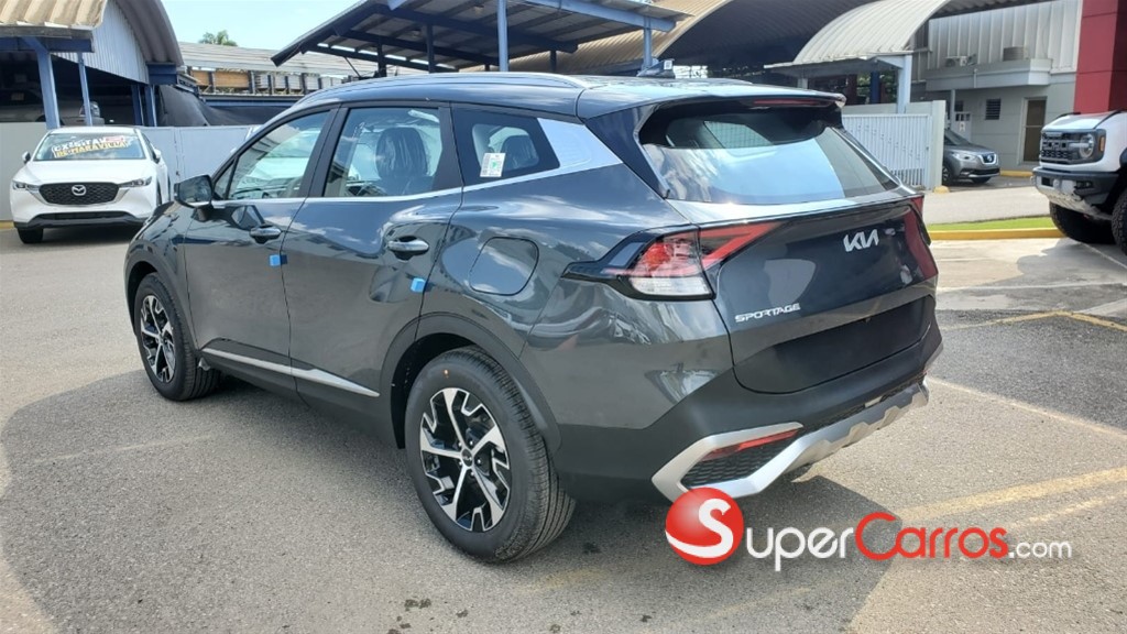 2025 Kia Sportage Sport — foto 2 / 9