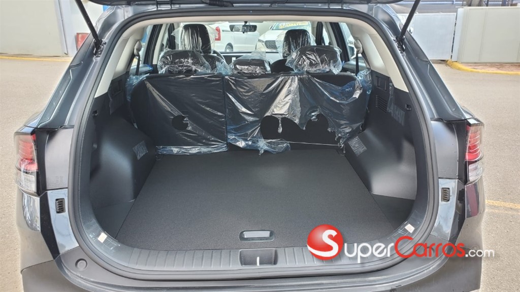 2025 Kia Sportage Sport — foto 8 / 9