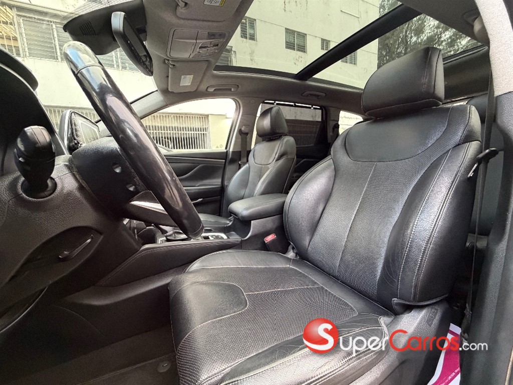 2019 Hyundai Santa Fe Ultimate — foto 7 / 10