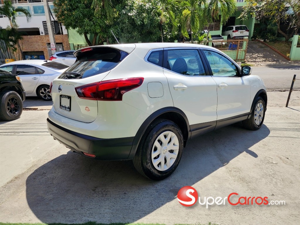 2019 Nissan Rogue Sport — foto 2 / 9