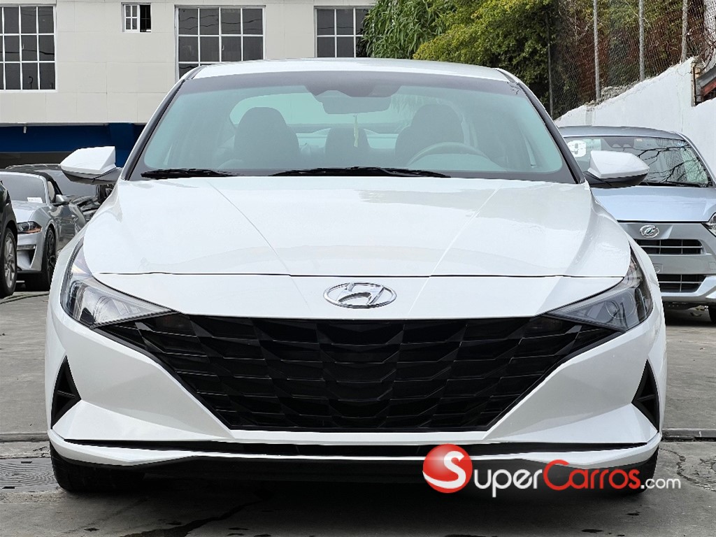 2021 Hyundai Elantra SEL — foto 2 / 9