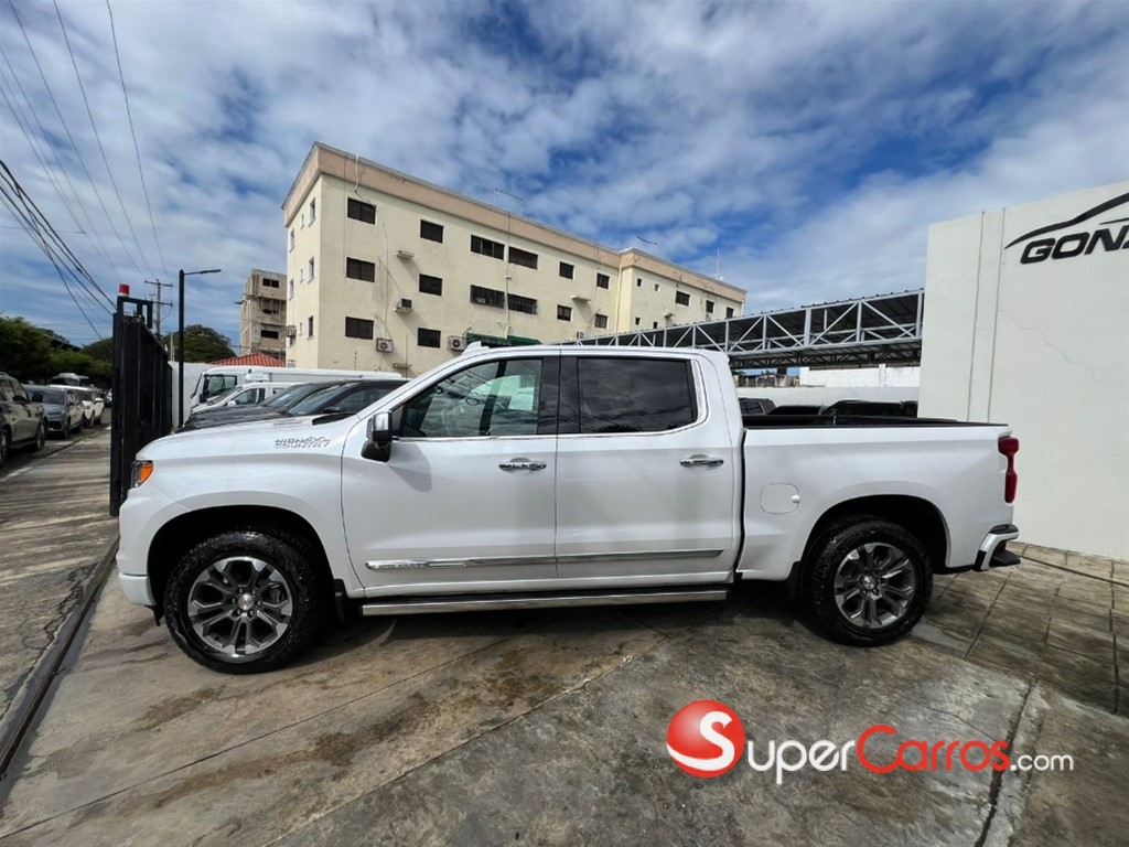2026 Chevrolet Silverado High Country — foto 6 / 9