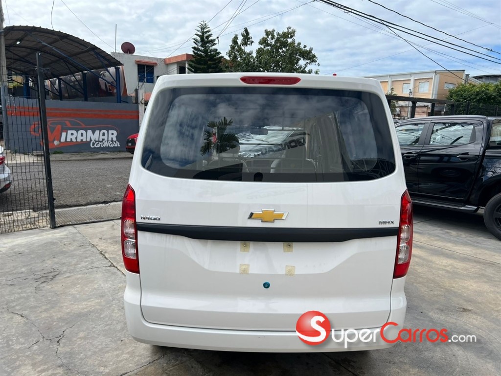 2025 Chevrolet N400 Cargo — foto 2 / 9