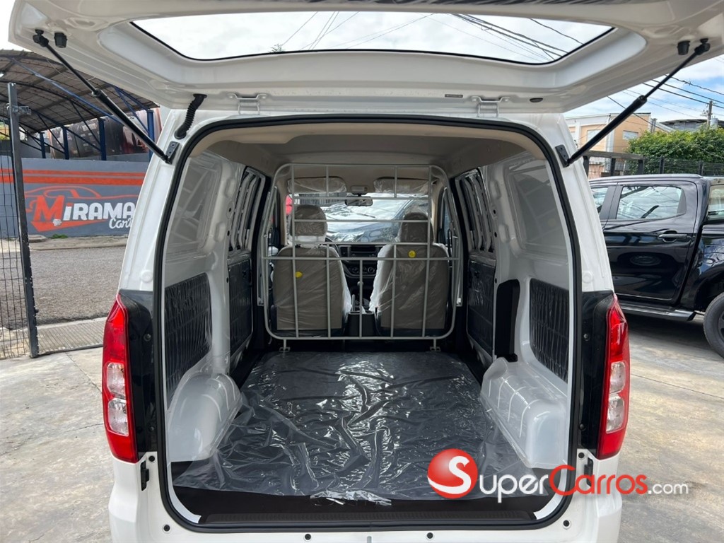 2025 Chevrolet N400 Cargo — foto 4 / 9