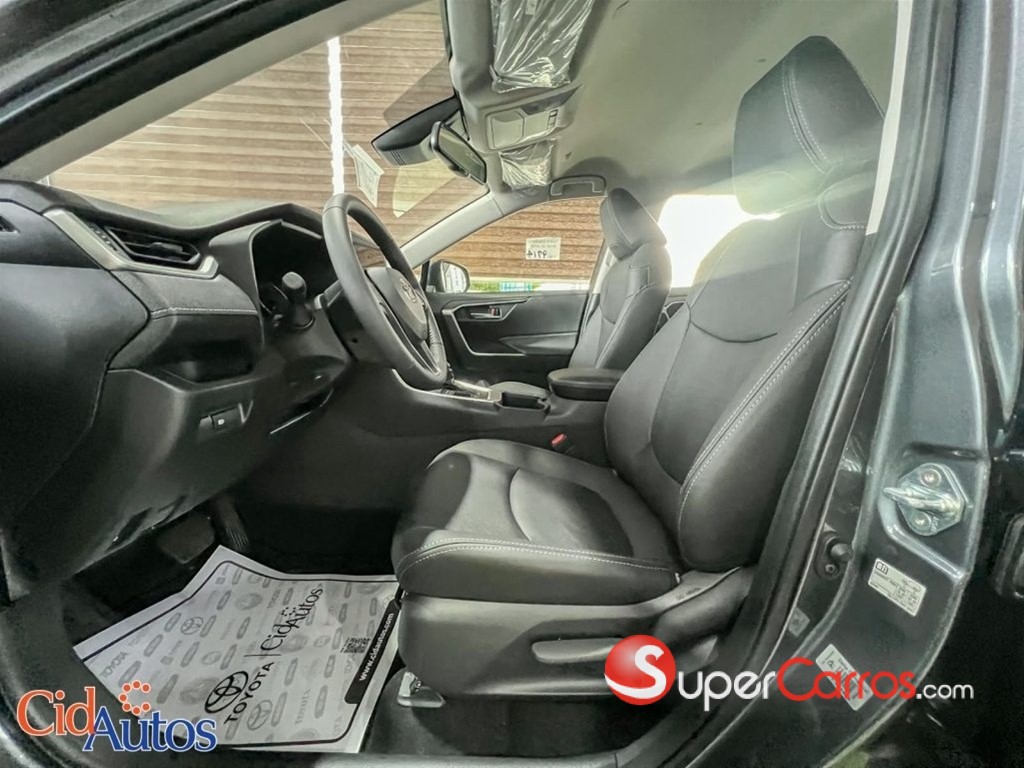 2026 Toyota RAV4 Sport — foto 8 / 9