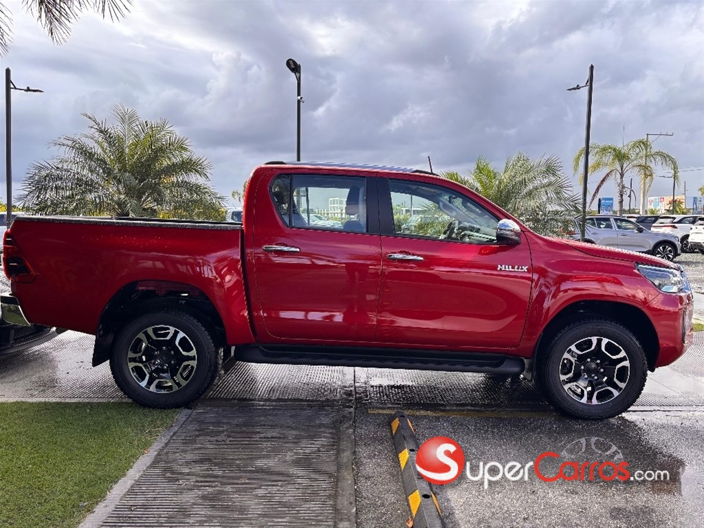 2025 Toyota Hilux Limited TSS — foto 5 / 7