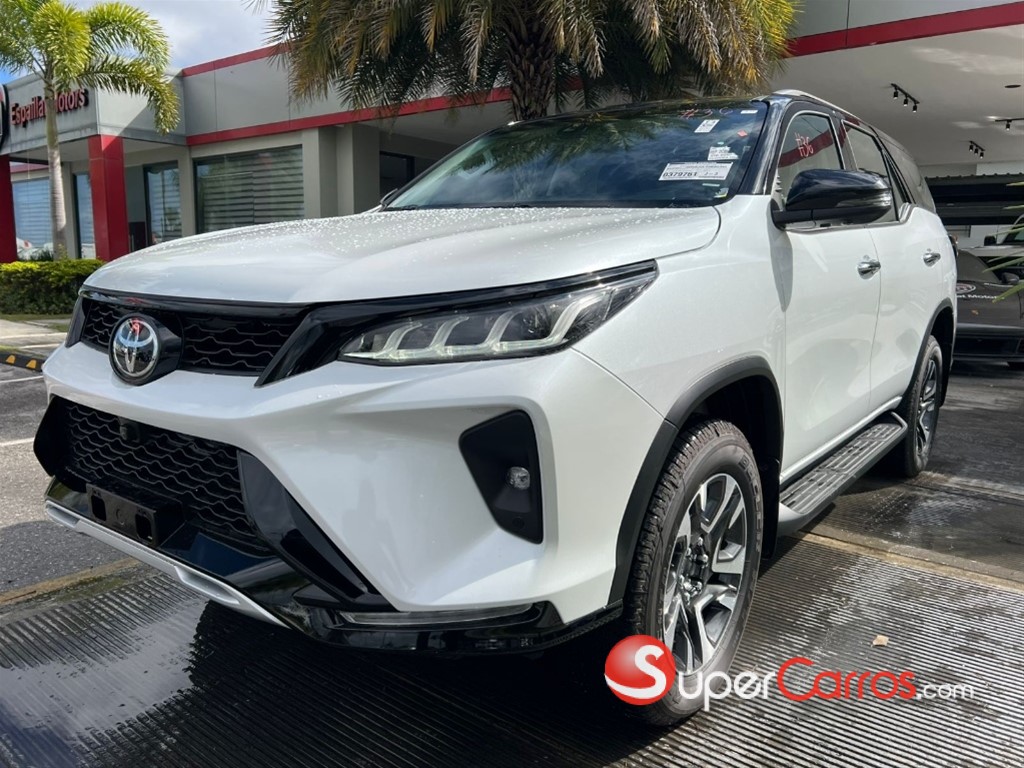 2025 Toyota Fortuner DIAMOND