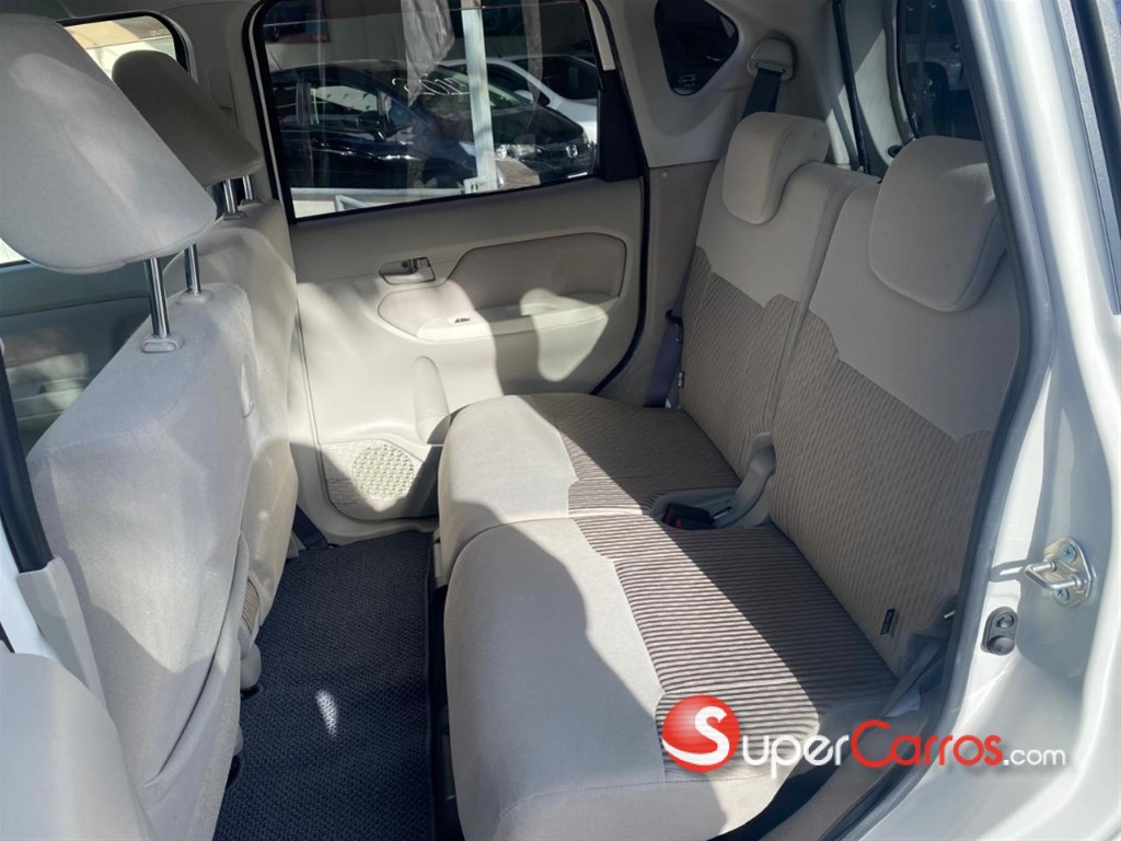2020 Daihatsu Move — foto 6 / 11