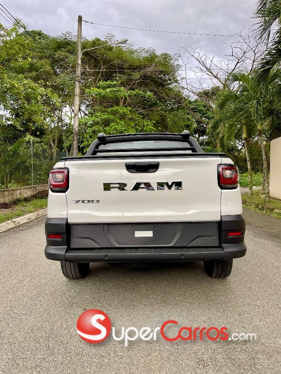 2025 Ram 700 SLT — foto 5 / 11