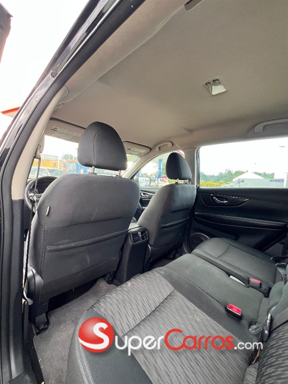 2018 Nissan Rogue SV FULL — foto 9 / 12