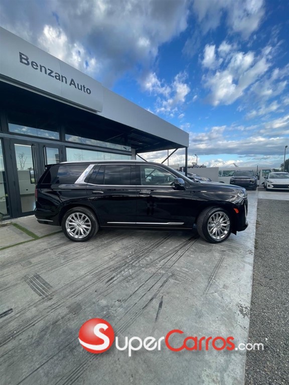 2024 Cadillac Escalade Premium Luxury — foto 2 / 12