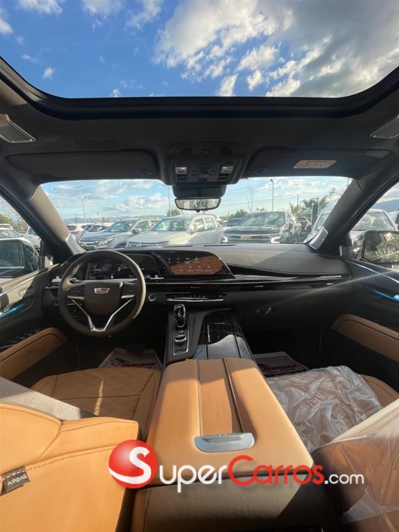 2024 Cadillac Escalade Premium Luxury — foto 7 / 12
