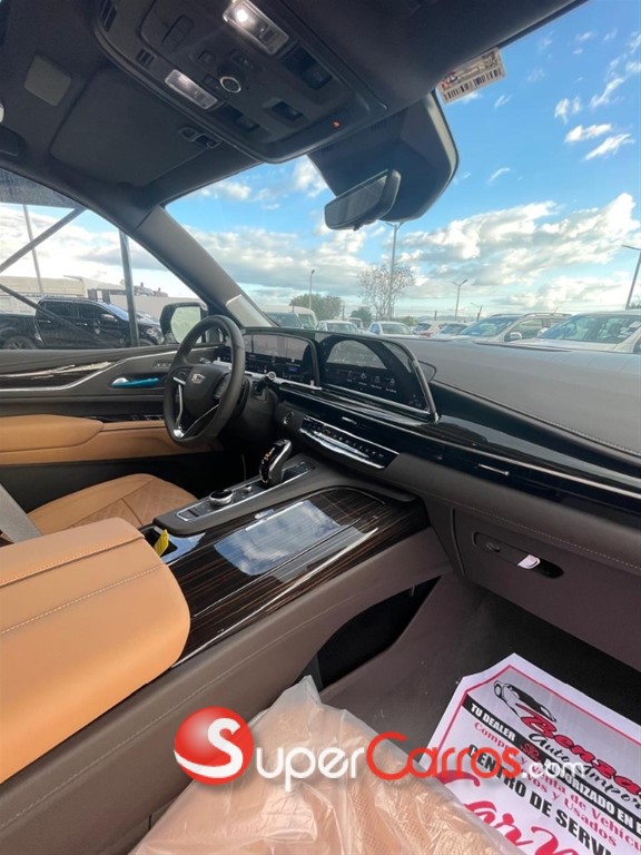 2024 Cadillac Escalade Premium Luxury — foto 9 / 12