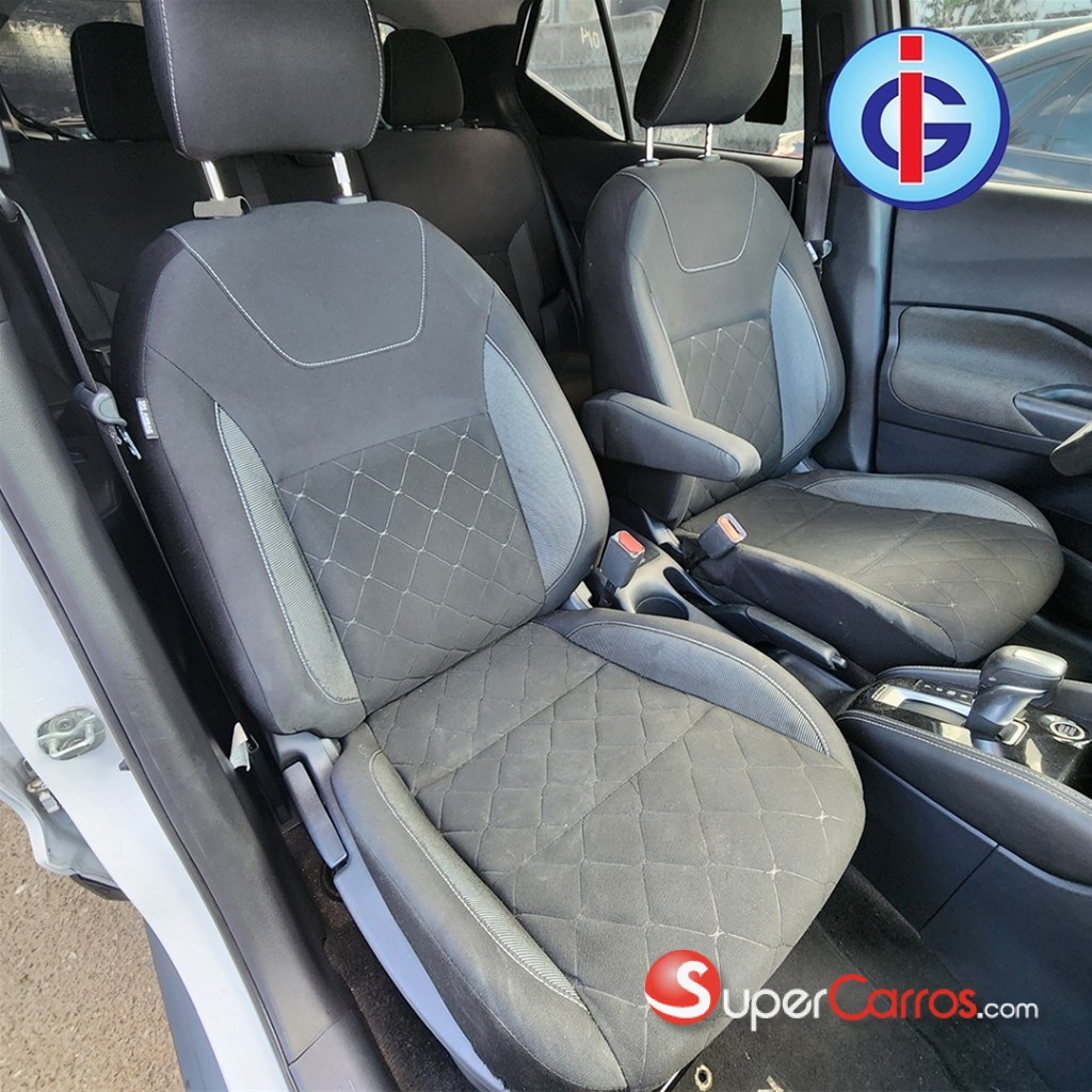 2019 Nissan Kicks — foto 8 / 9