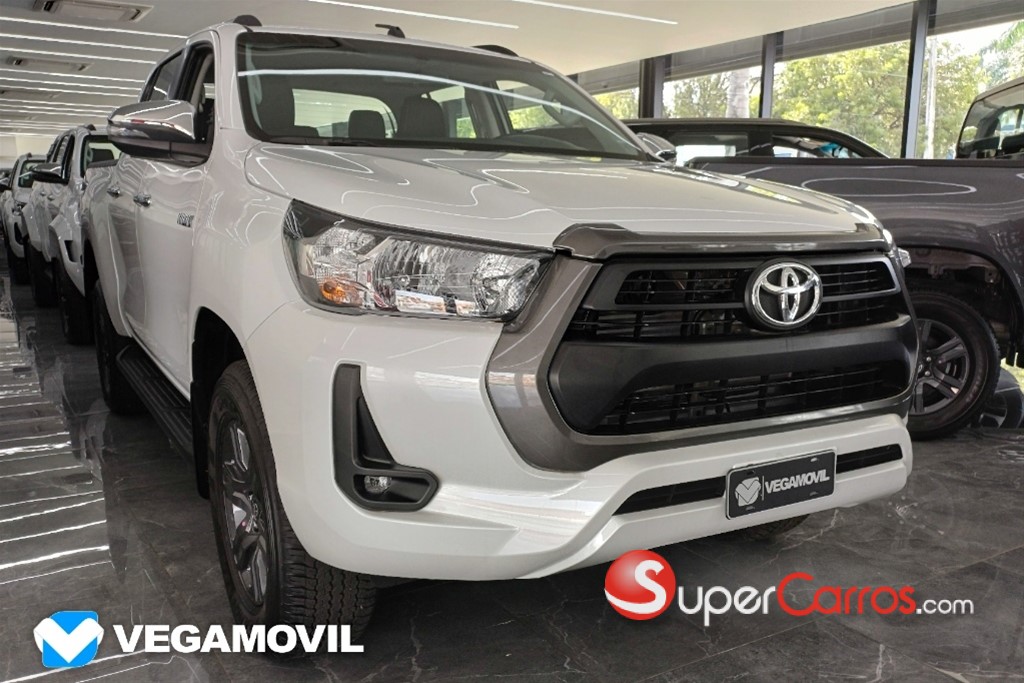 2025 Toyota Hilux Full 2.8 — foto 2 / 12