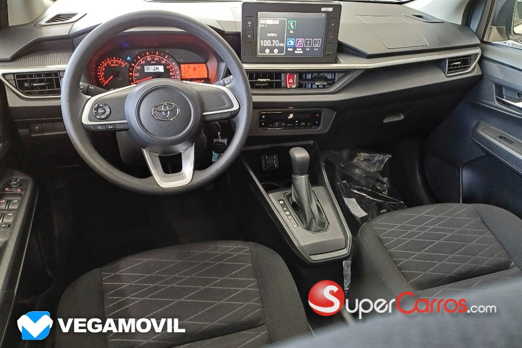 2025 Toyota Agya — foto 12 / 12