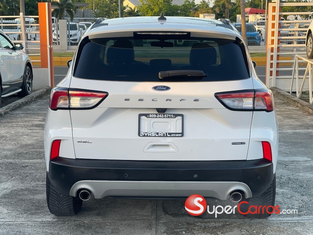 2021 Ford Escape Hybrid — foto 10 / 12