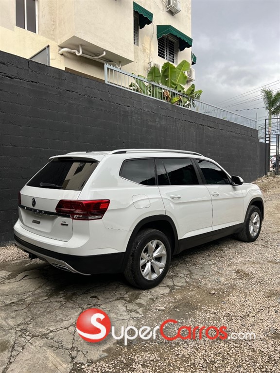 2019 Volkswagen Atlas — foto 8 / 10