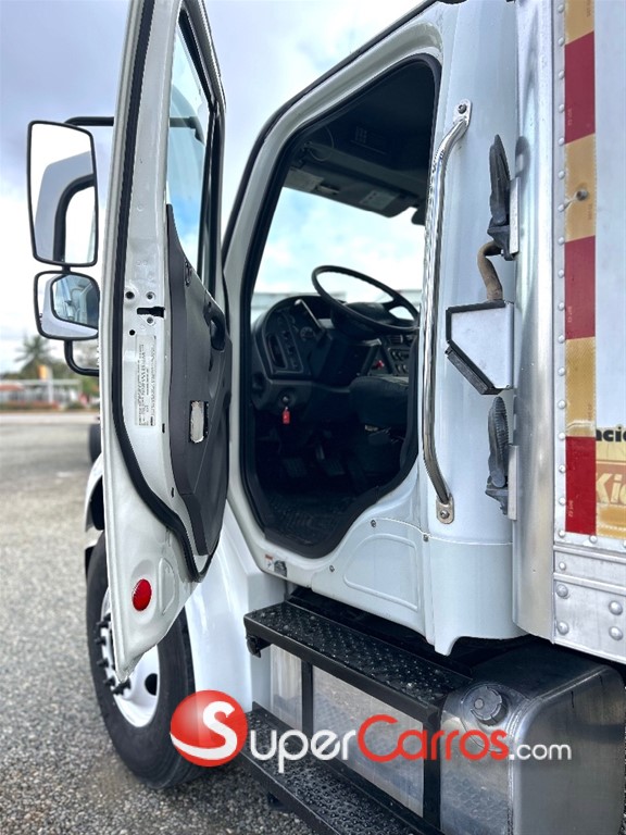2013 Freightliner M2 — foto 3 / 6