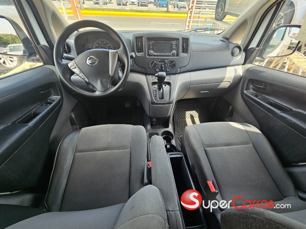 2019 Nissan NV 200 — foto 12 / 12