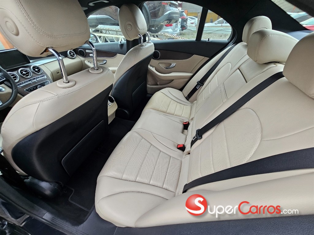 2019 Mercedes-Benz Clase C 300 — foto 4 / 12
