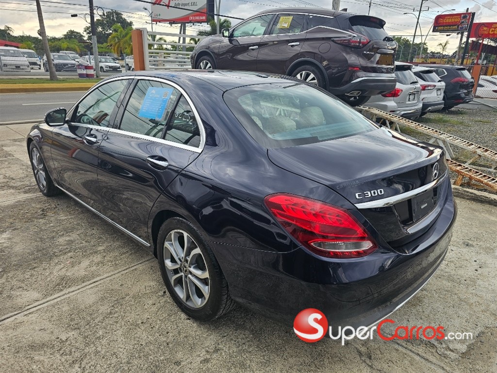 2019 Mercedes-Benz Clase C 300 — foto 5 / 12