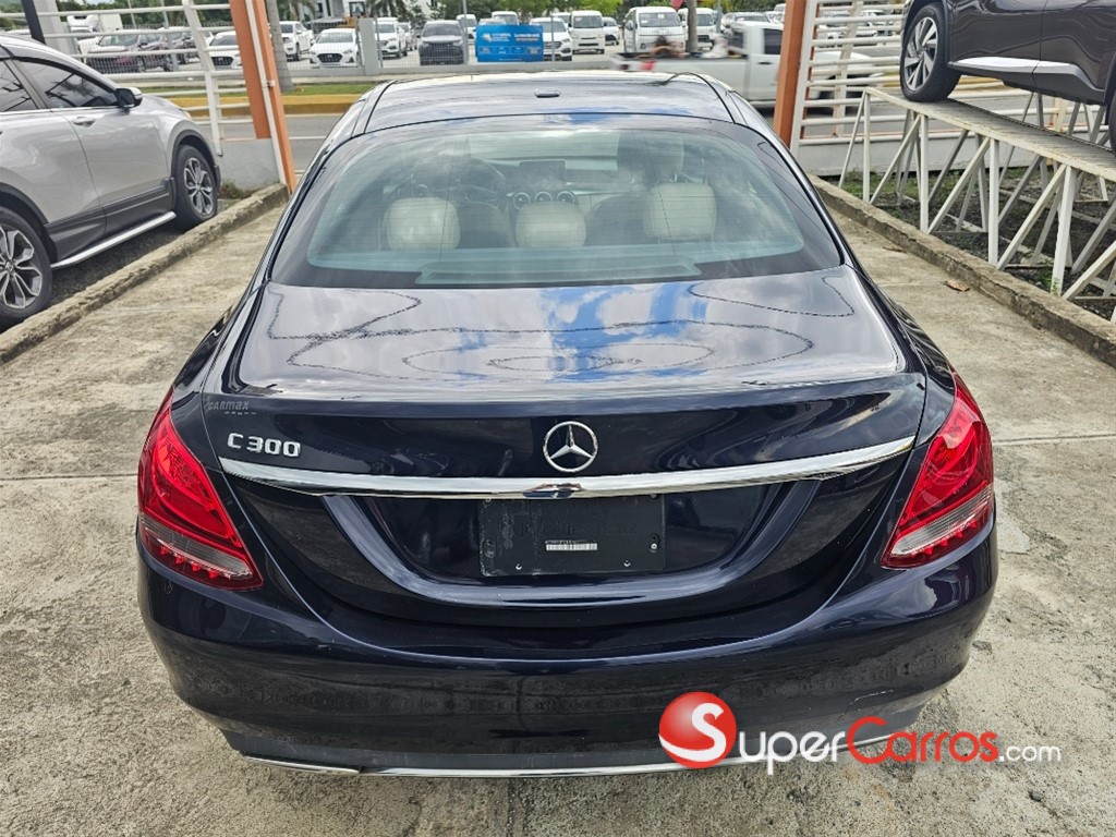 2019 Mercedes-Benz Clase C 300 — foto 6 / 12