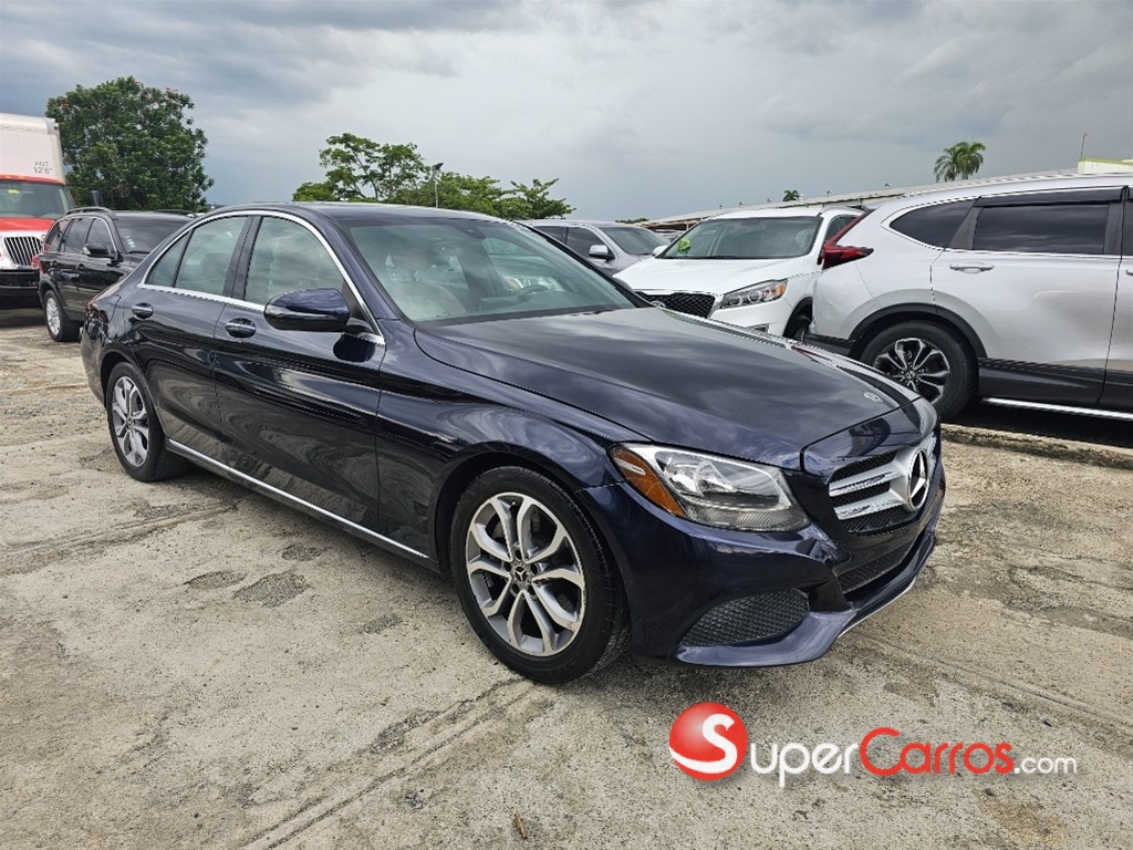 2019 Mercedes-Benz Clase C 300 — foto 8 / 12