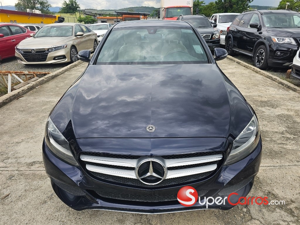 2019 Mercedes-Benz Clase C 300 — foto 10 / 12
