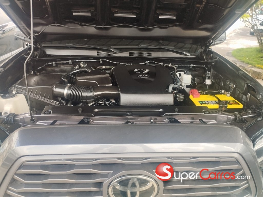2021 Toyota Tacoma Limited — foto 4 / 9