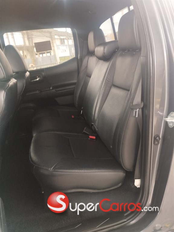 2021 Toyota Tacoma Limited — foto 7 / 9