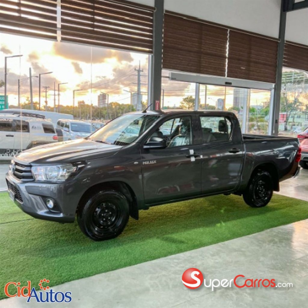 2026 Toyota Hilux — foto 2 / 9