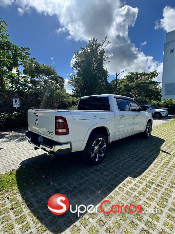 2019 Dodge Ram Laramie Longhorn — foto 7 / 12