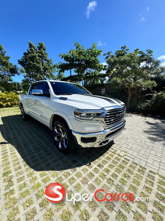 2019 Dodge Ram Laramie Longhorn — foto 10 / 12