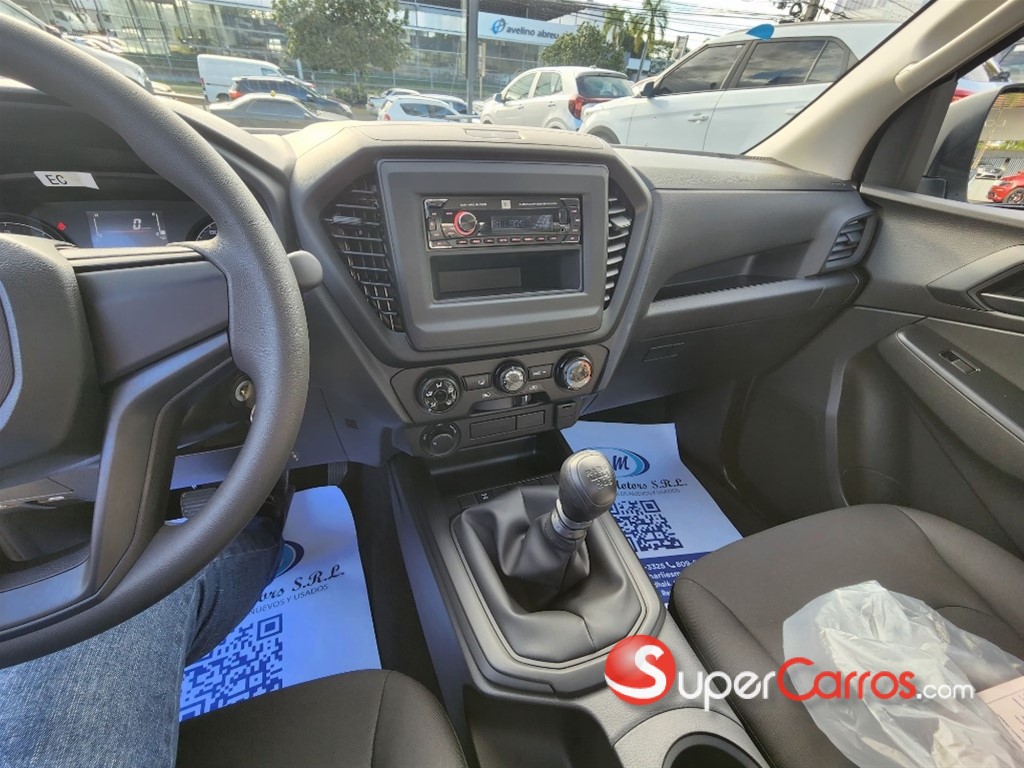 2027 Isuzu DMAX — foto 7 / 8